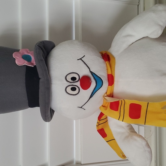 Frosty the Snowman 17" Plush - Picture 2 of 6
